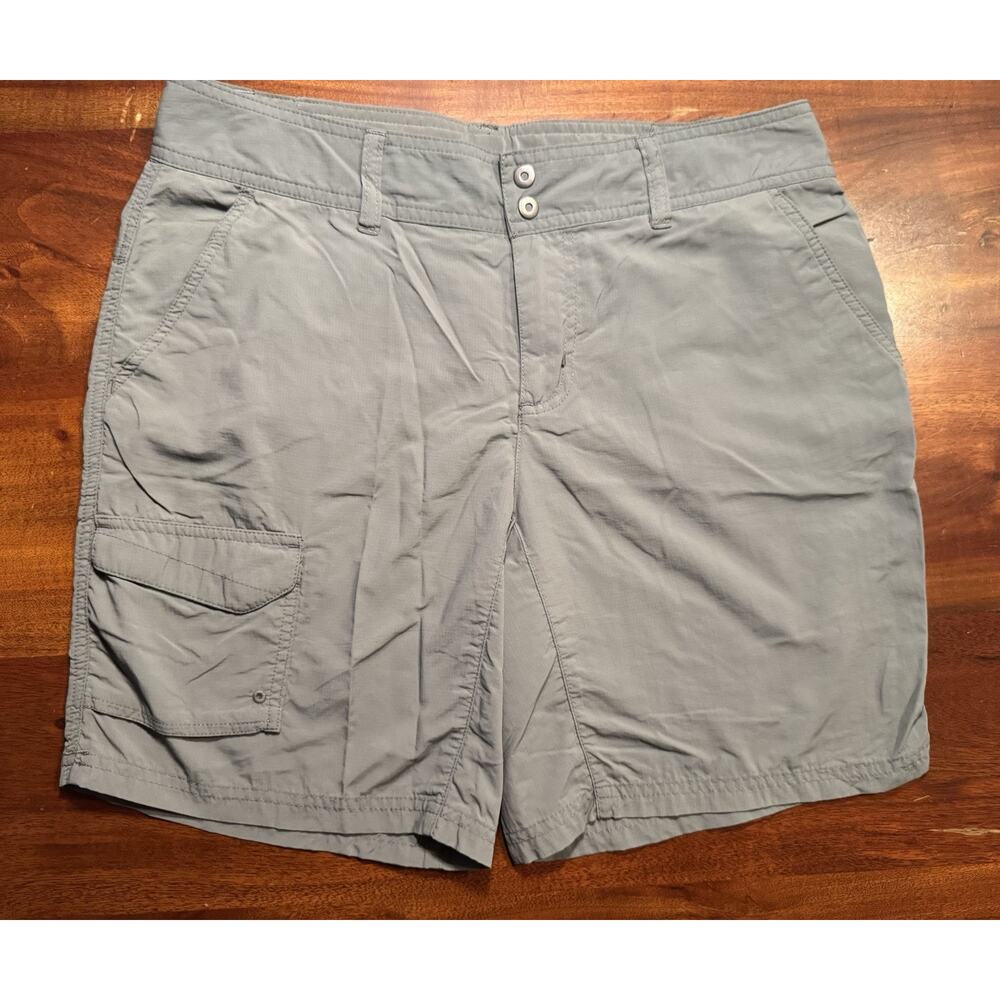 Columbia Women's Omni Shade Quick Dry Outdoor Hiking 8” Cargo shorts Sz 8